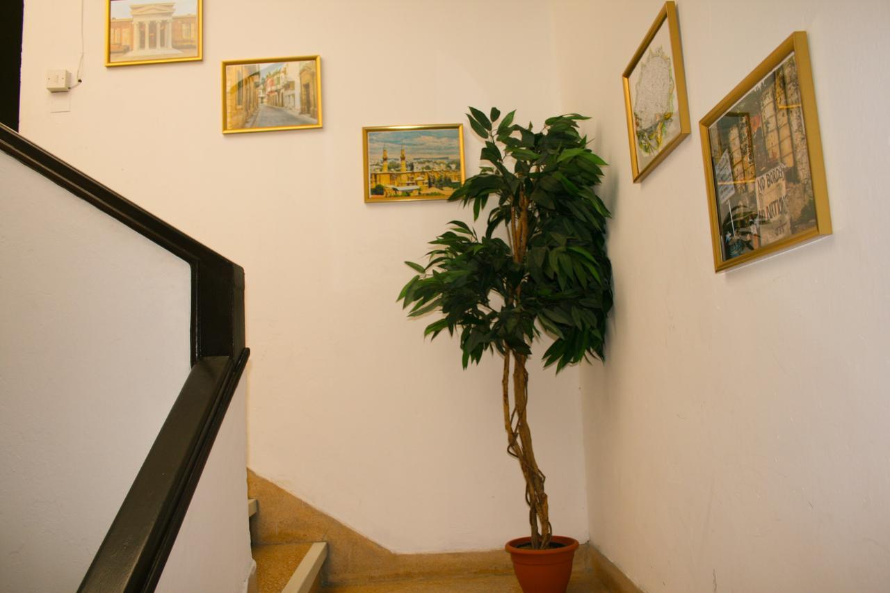 Xanthis Hostel Nicosia City Centre Exterior foto